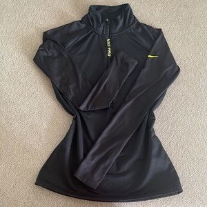 Nike womens Size M half zip